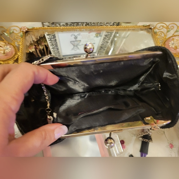 Sale VINTAGE LULU TOWNSEND evening formal dressy sequined bow clamshell purse - Picture 3 of 9